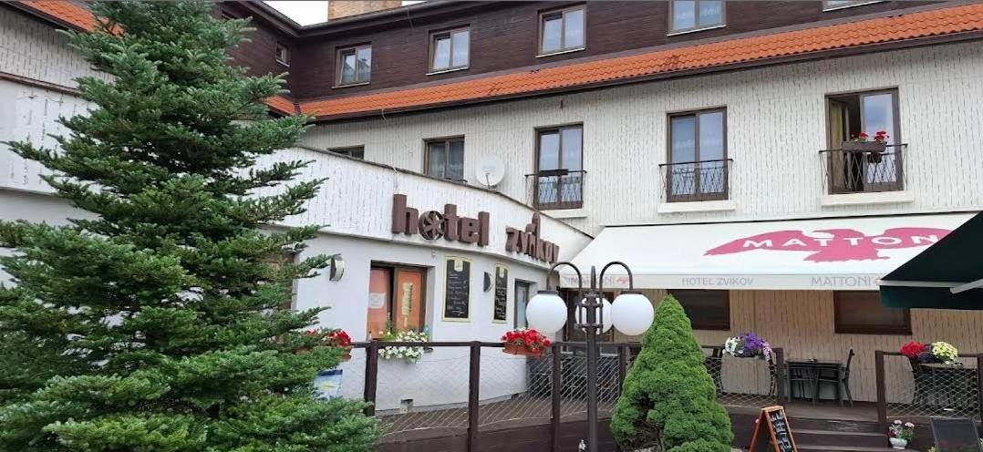Zvíkovské Podhradí Resort Hotel Zvikov מראה חיצוני תמונה