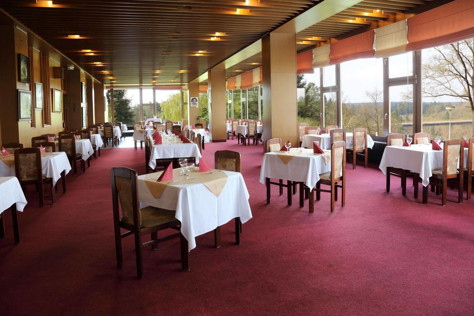 Zvíkovské Podhradí Resort Hotel Zvikov מראה חיצוני תמונה