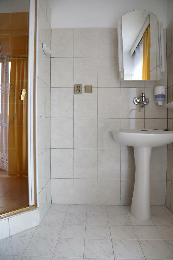 Zvíkovské Podhradí Resort Hotel Zvikov מראה חיצוני תמונה